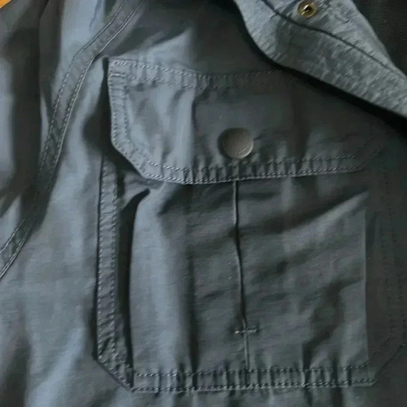 Vineyard Vines long, insulated, drawstring HTF utility jacket women’s small - Picture 9 of 15